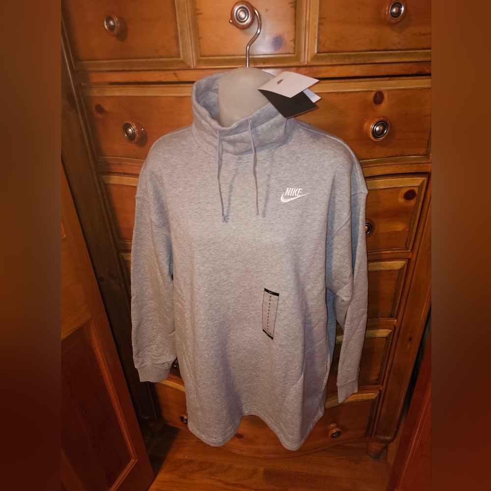 Nike Women's Club Fleece lined Mock Neck Sweatshirt